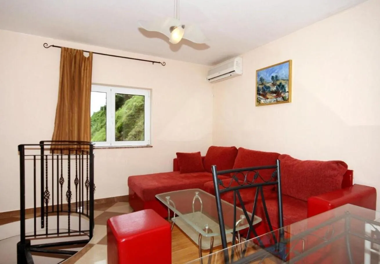 Holiday Home Bernardica - On Cliffs Above Sea Vrbnik