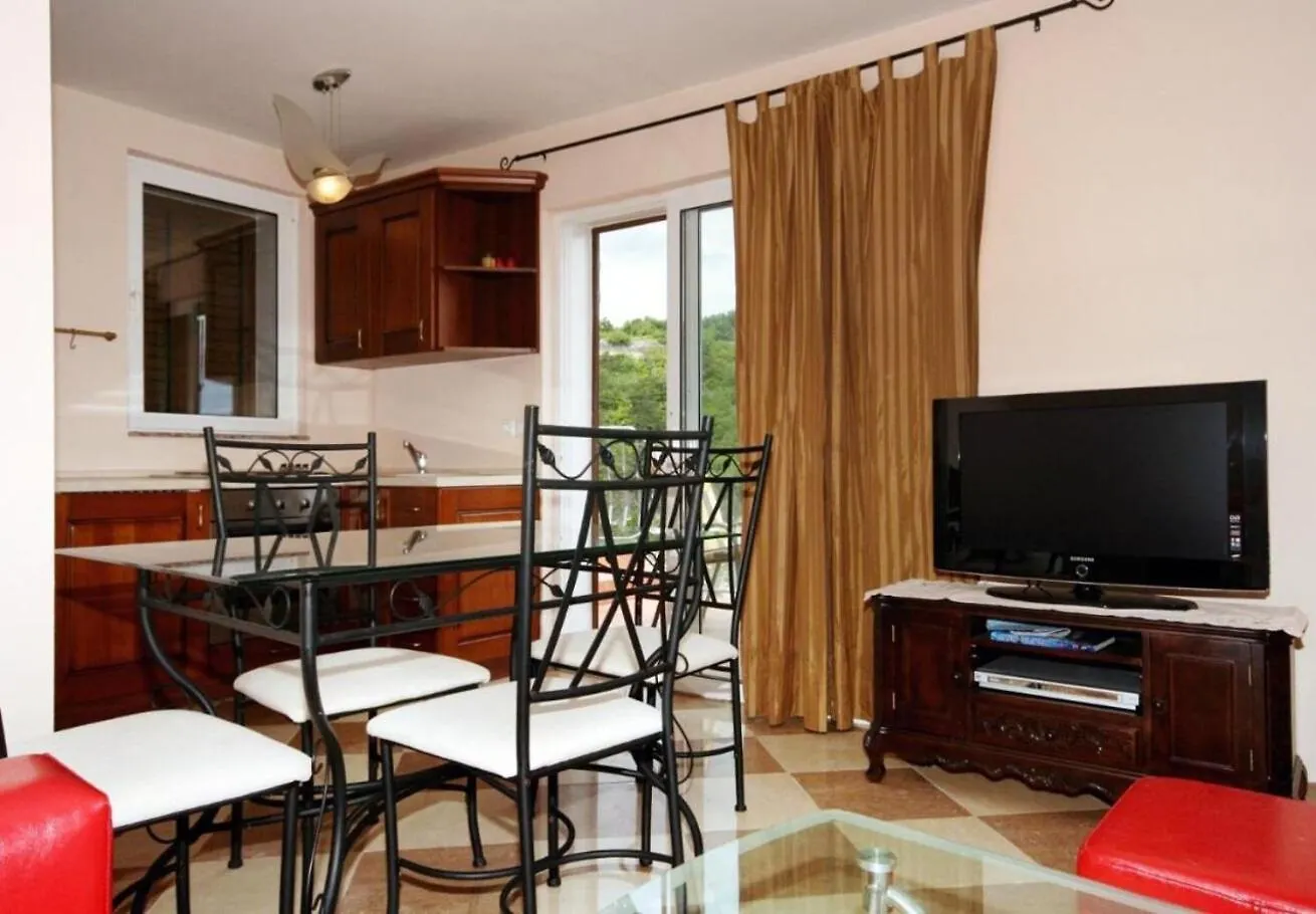 Holiday Home Bernardica - On Cliffs Above Sea Vrbnik