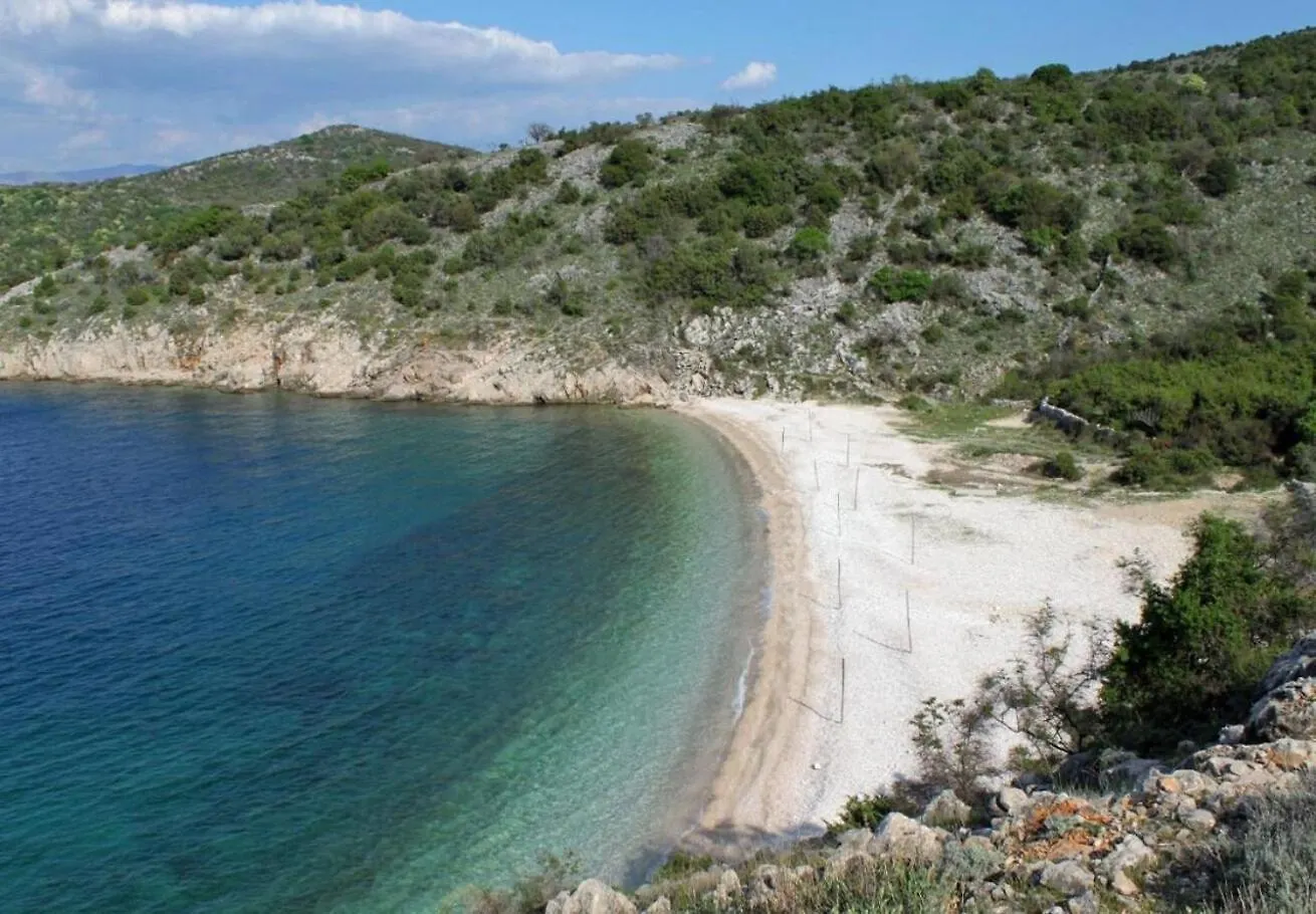 Holiday Home Bernardica - On Cliffs Above Sea Vrbnik