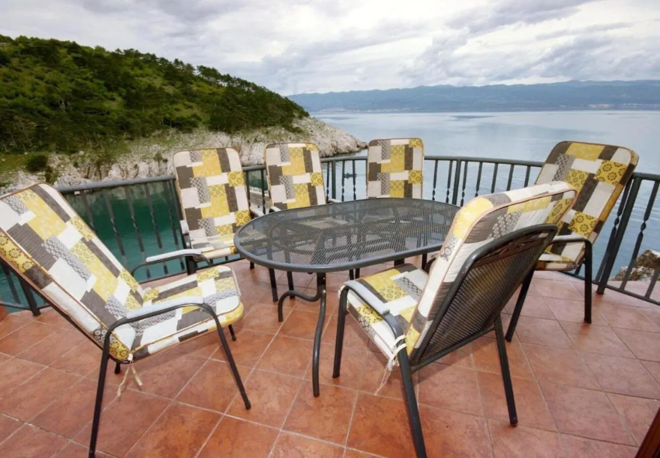 Holiday Home Bernardica - On Cliffs Above Sea Vrbnik  0*, Vrbnik (Primorje-Gorski Kotar)
